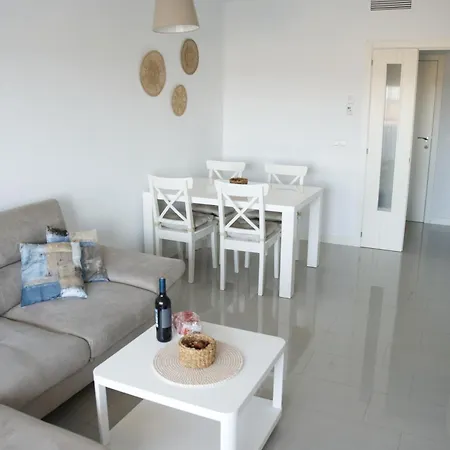 Playa Marinsa 公寓 *